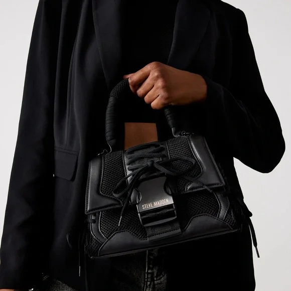 Steve Madden Glossy Black
Steve Madden Diego shoulder bag with top handle - Picture 12 of 12